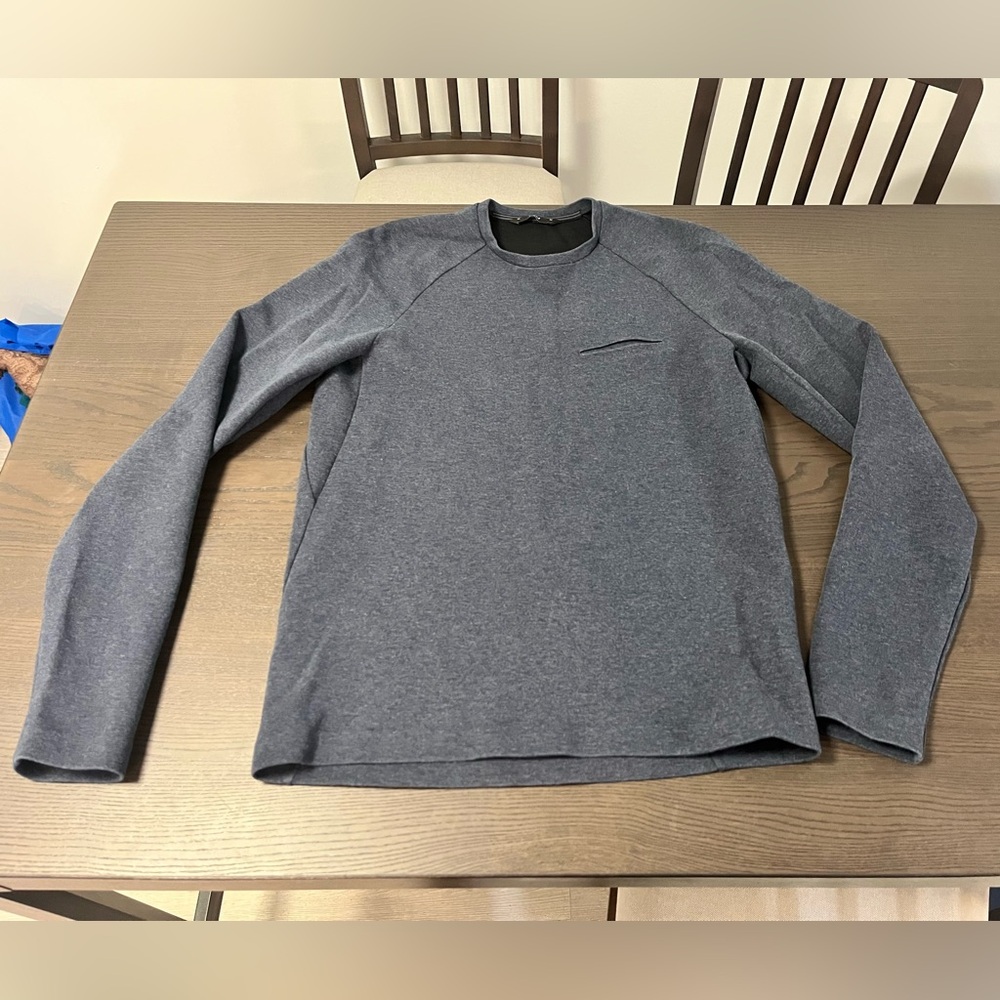 RYU men’s ethos crew size medium